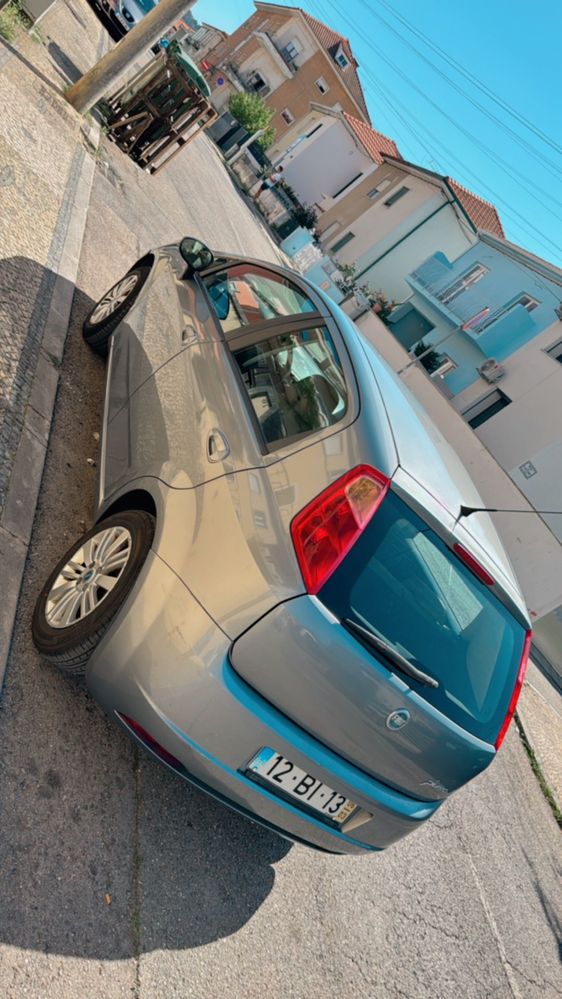 Fiat punto muito conservado