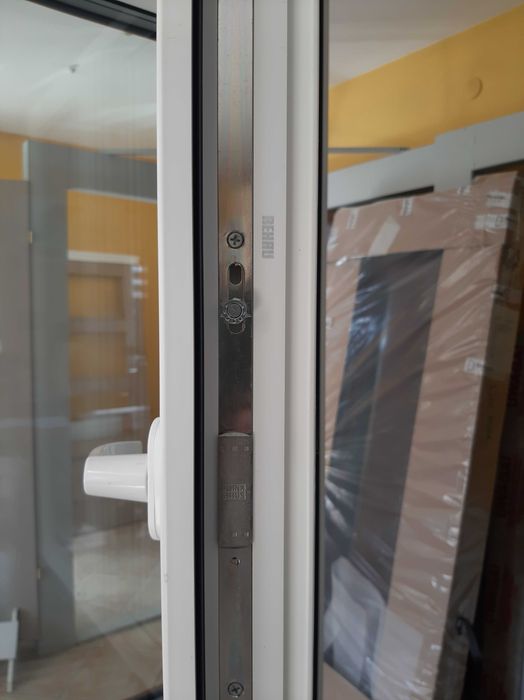Okno PCV 146x142