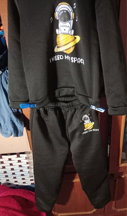 Теплий дитячий  костюм  з космонавтом