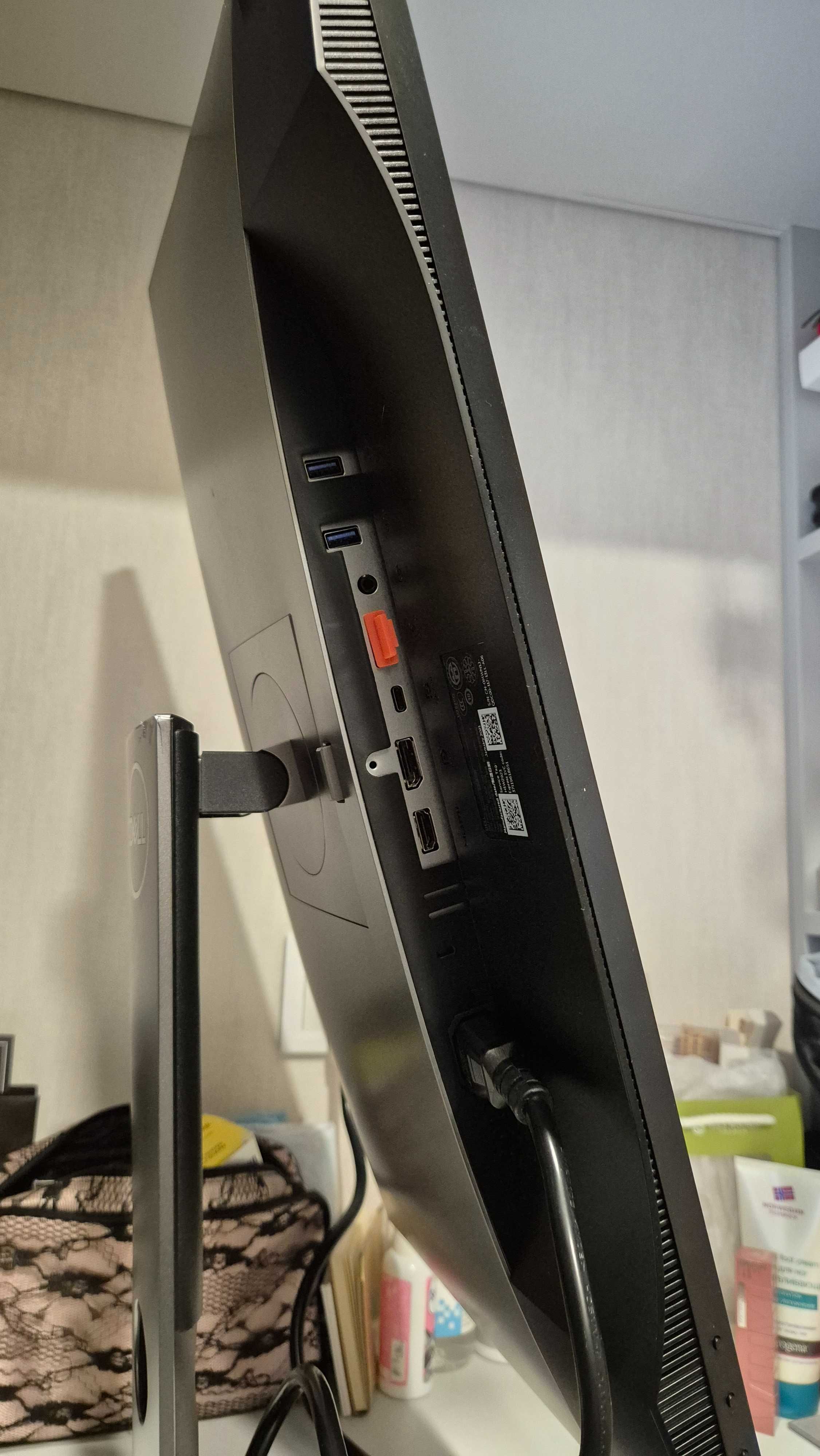 Поворотний 2К монітор Dell U2520d 25 дюймів