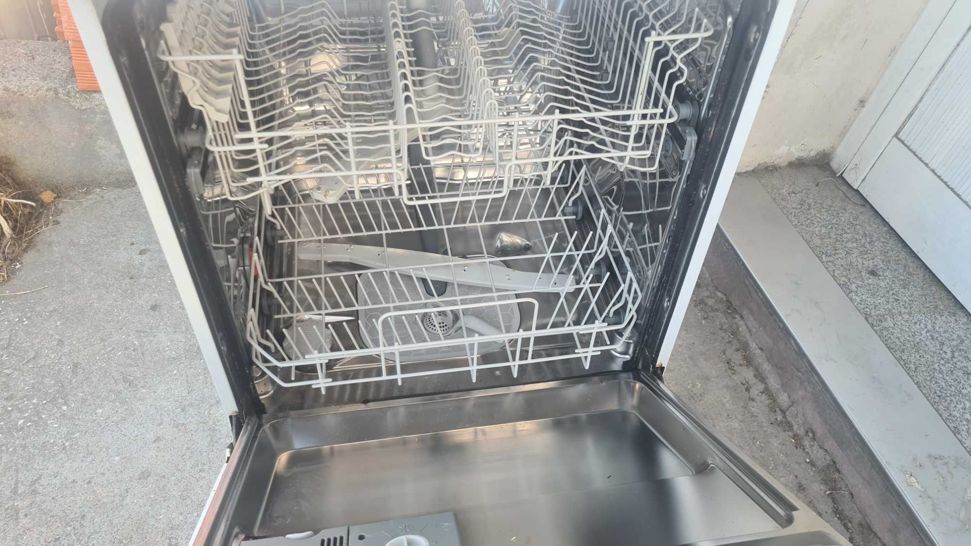 maquina de lar loiça zanussi tempoline