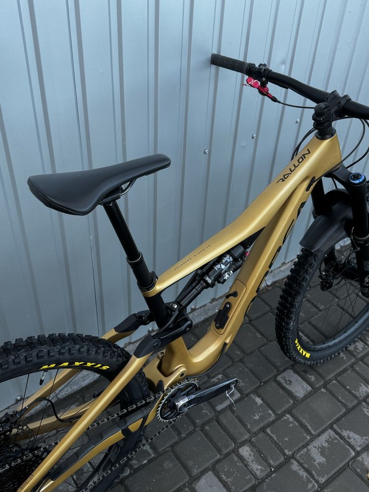 2023 Карбоновий велосипед двопідвіс Orbea Rallon M10 M ендуро 170mm