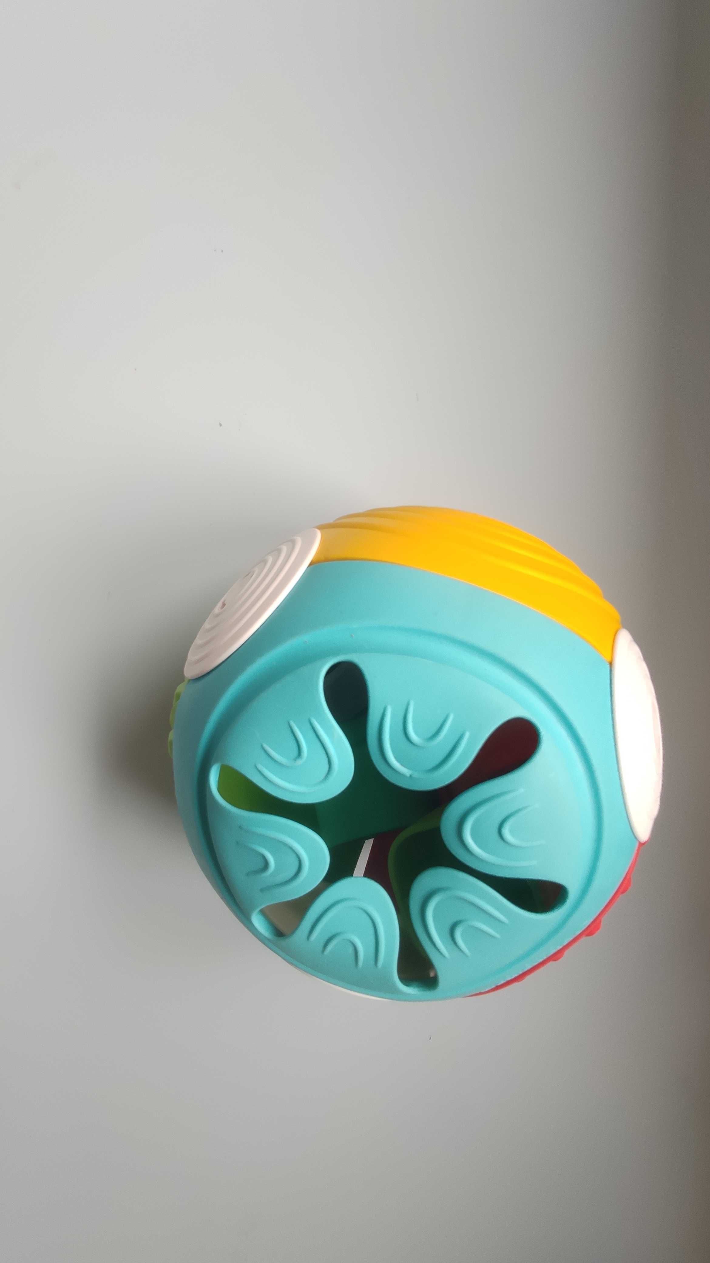 piłka clementoni sensoryczna Montessori