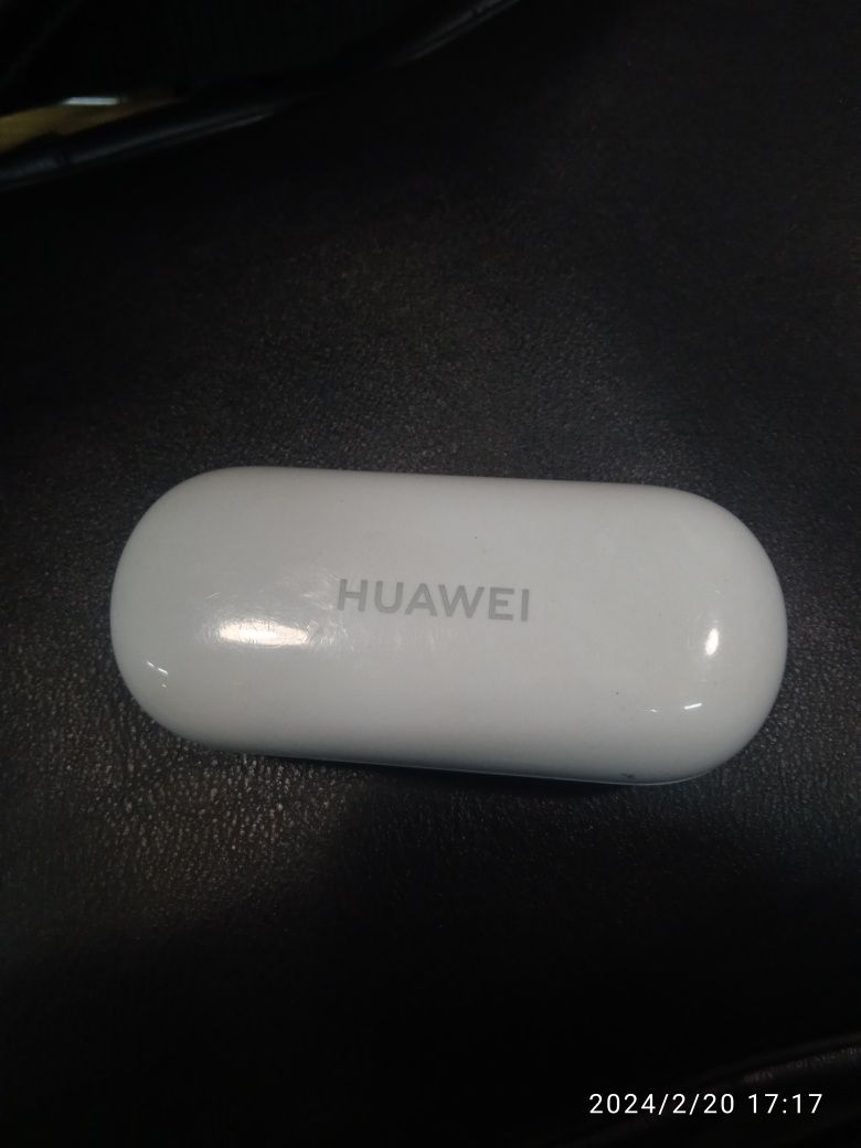 Huawei freebuds 3i. Кейс наушников Хуавей.