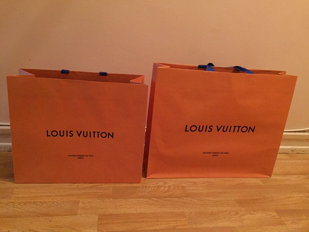 Caixas/ sacos de Louis Vuitton/ Hermes Originais