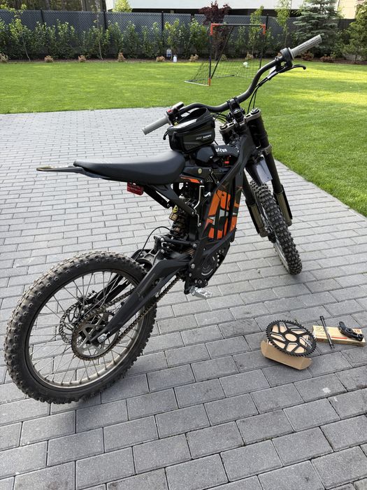 Surron Light Bee 500 km przebiegu, dodatkowe czesci