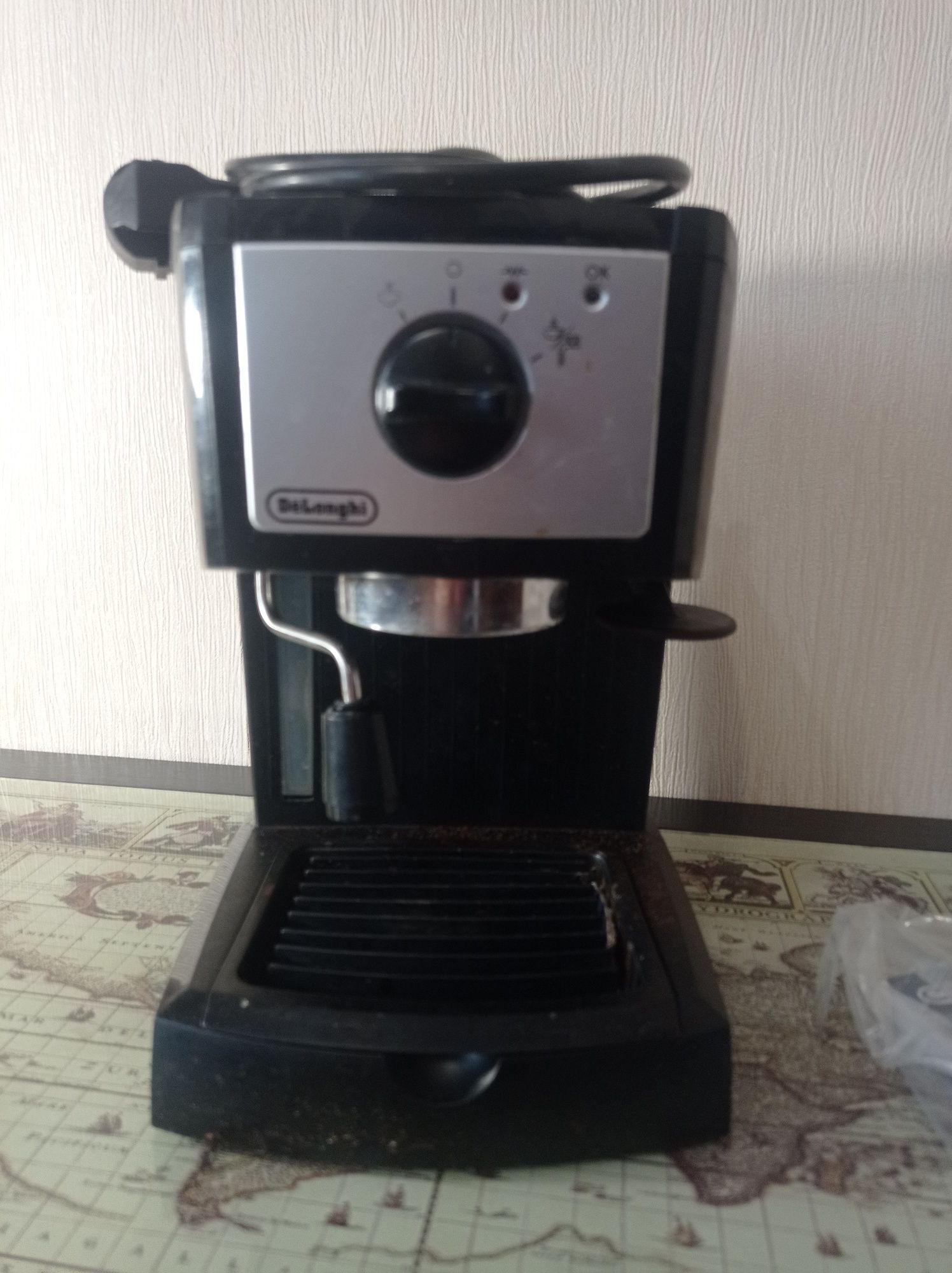 Кофеварка рожковые Delonghi