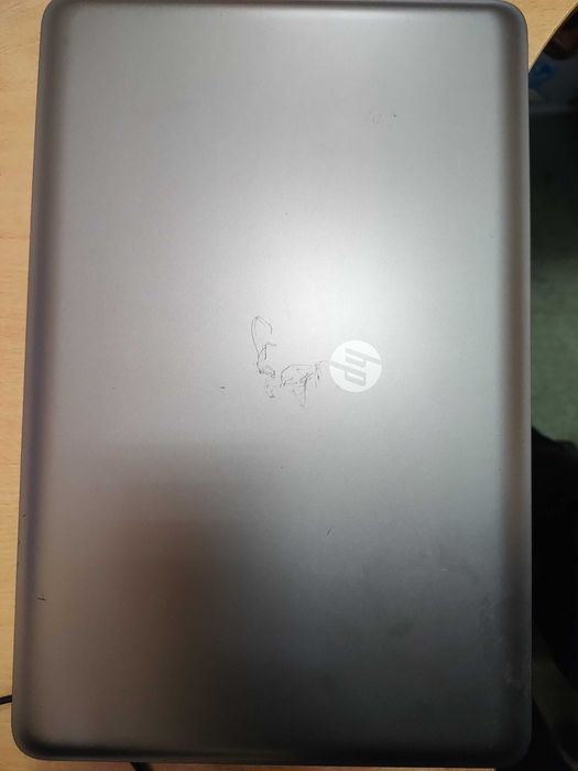 Ноутбук HP 650 з новим акомулятором.