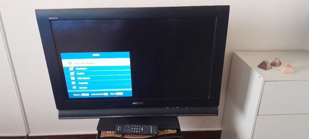 Tv lcd  da TLC impecavel