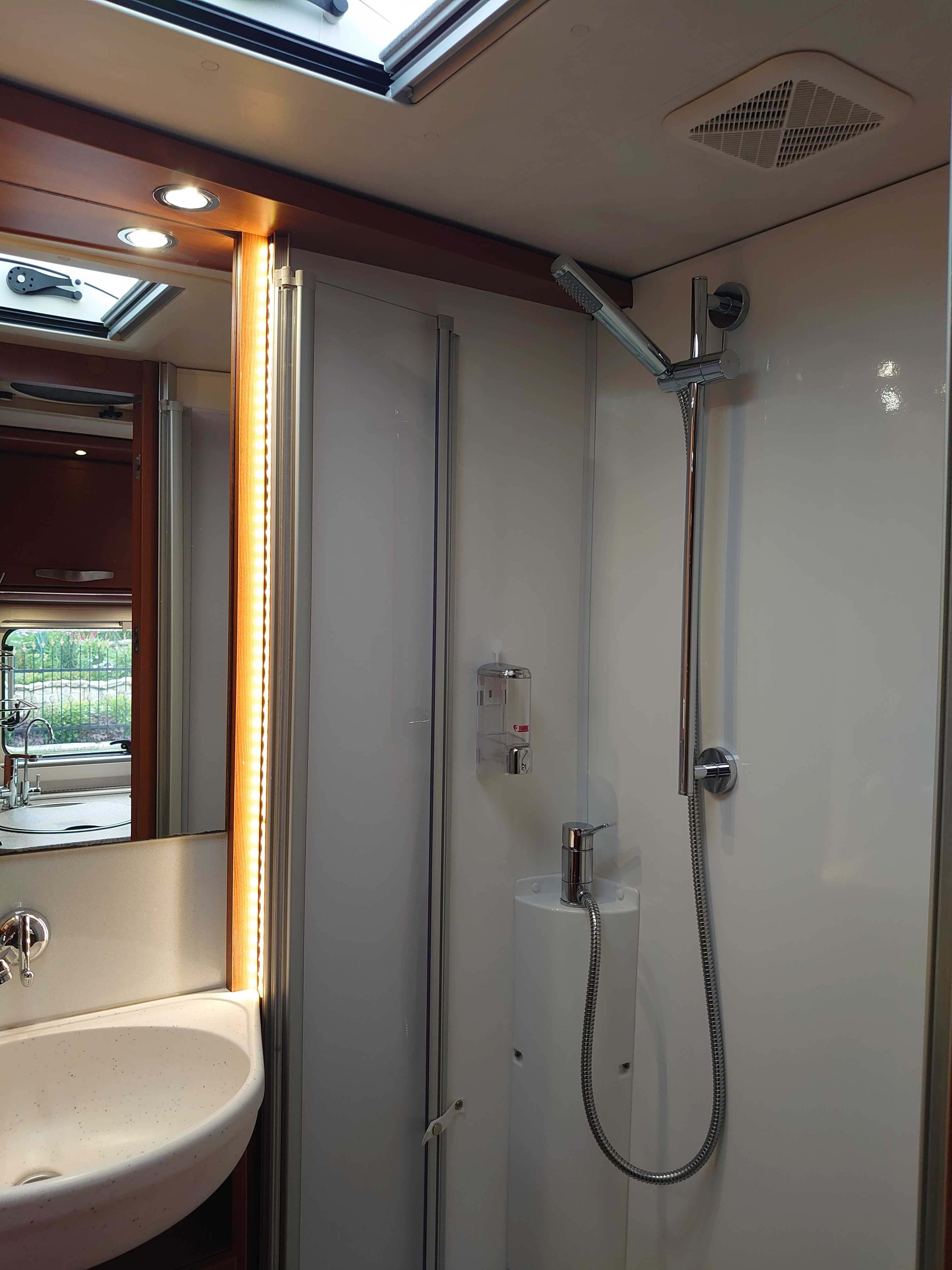 Hymer MB Sprinter Automat 3.0 V6 Integra, Goldshmitt podpory hydr 2014