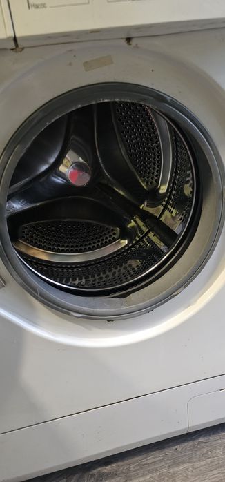 Пральна машина LG intelowasher.