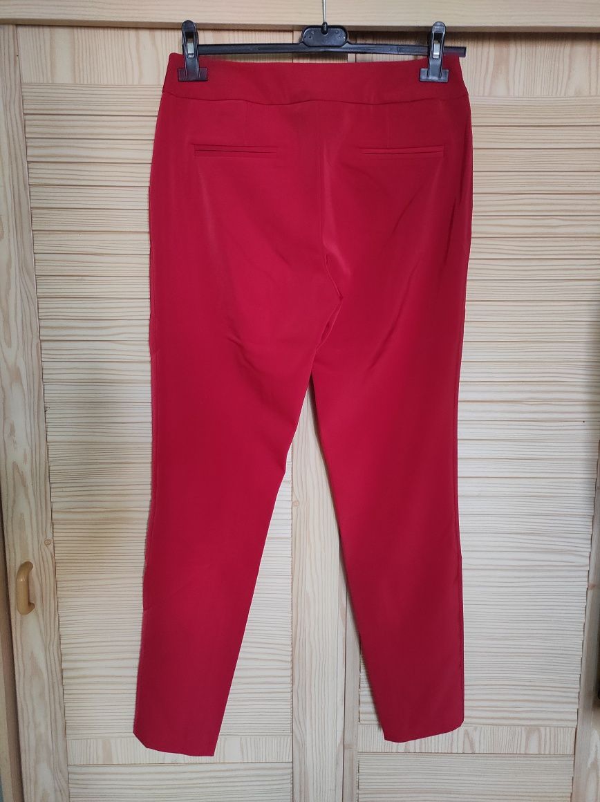Czerwone spodnie Simple CP