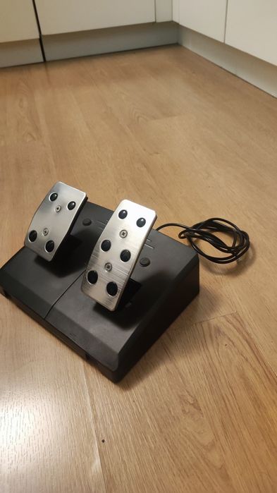 Kierownica simracing Genesis seaborg 400