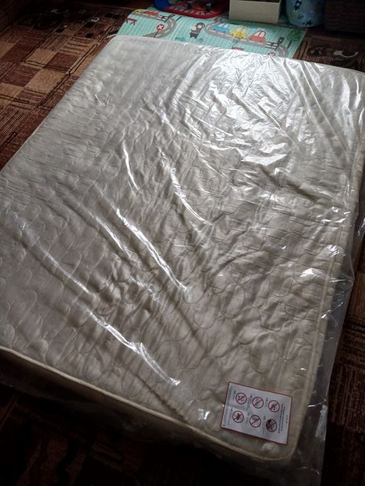 Віддам матрац Б/В