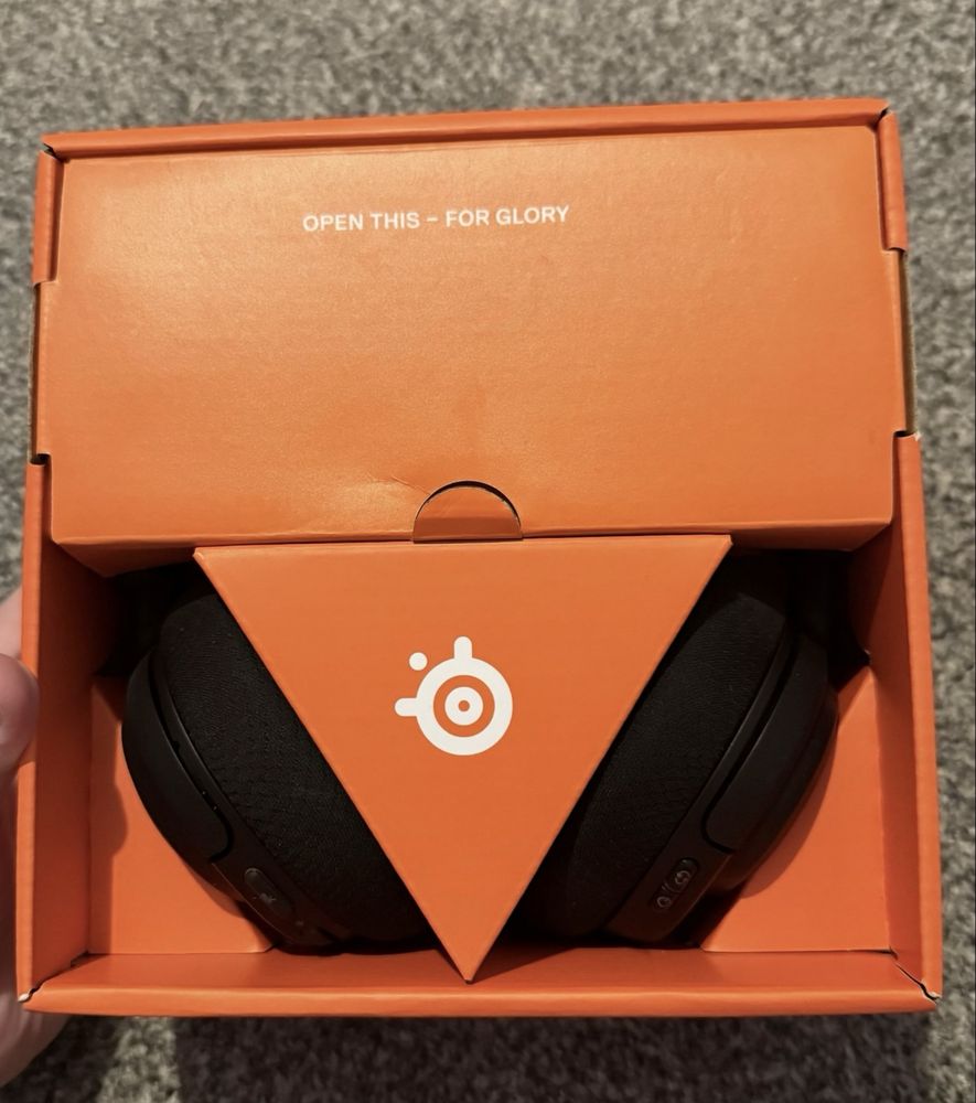 Sluchawki bezprzewodowe Steelseries Arctis Nova 5 Wireless czarne