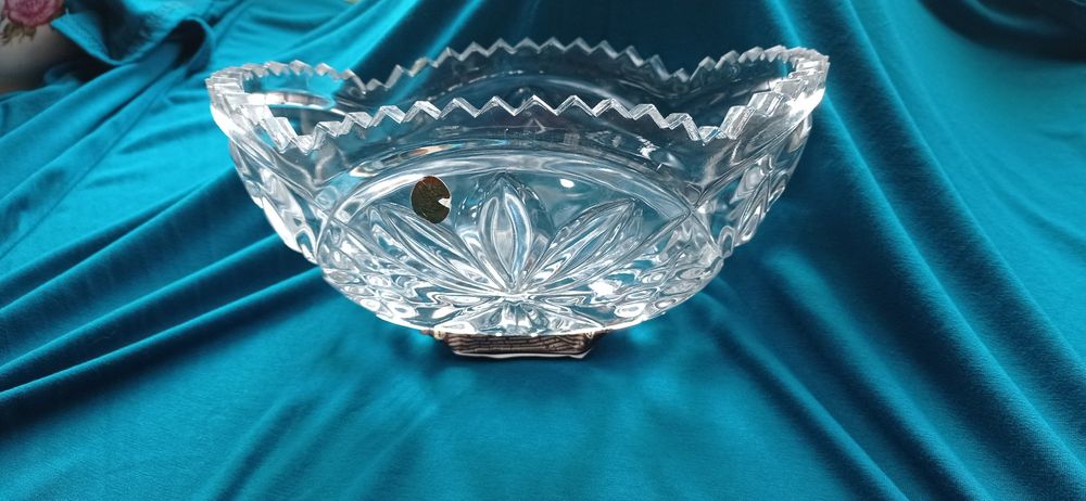 Хрустальні вази  Bohemia,кольорове  гутне скло,салатниці, конфетниці