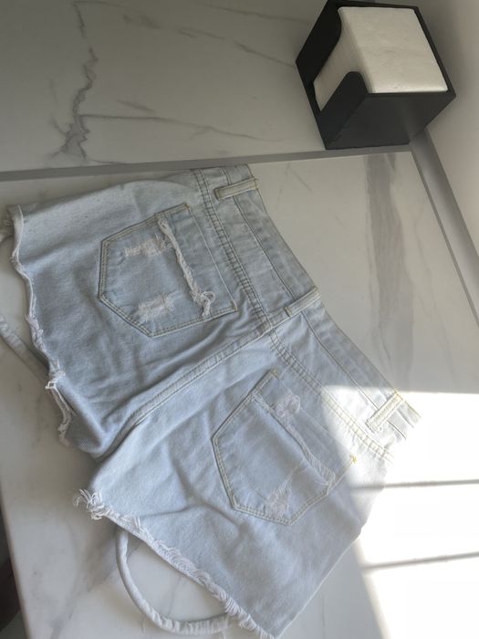 Джинсові шорти голубі  з паєтками
