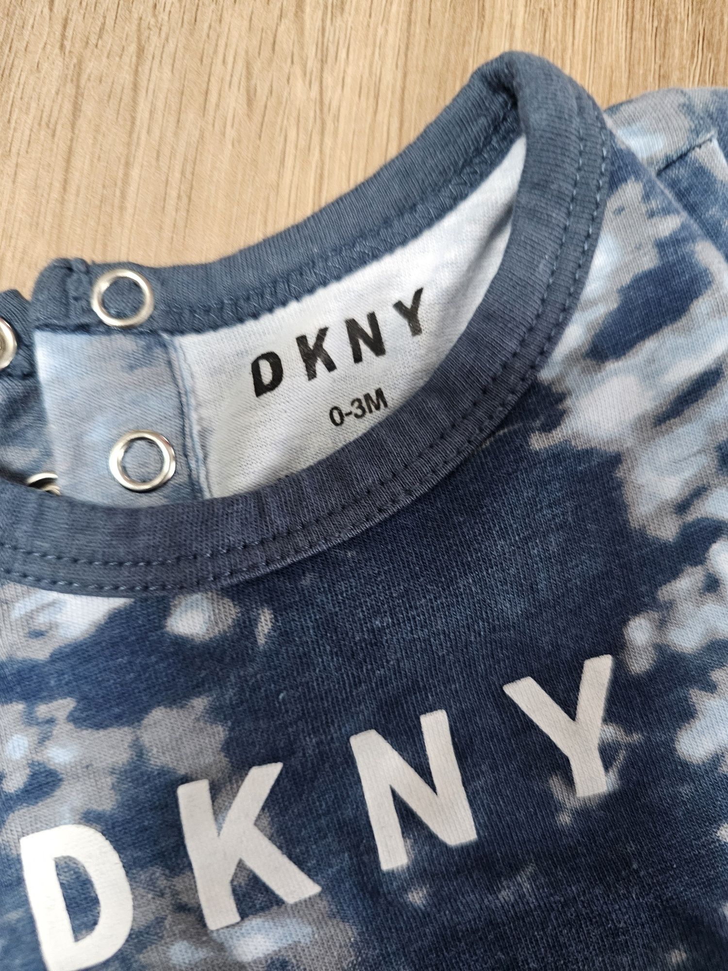 Tshirt i body DKNY r. 56 stan idealny