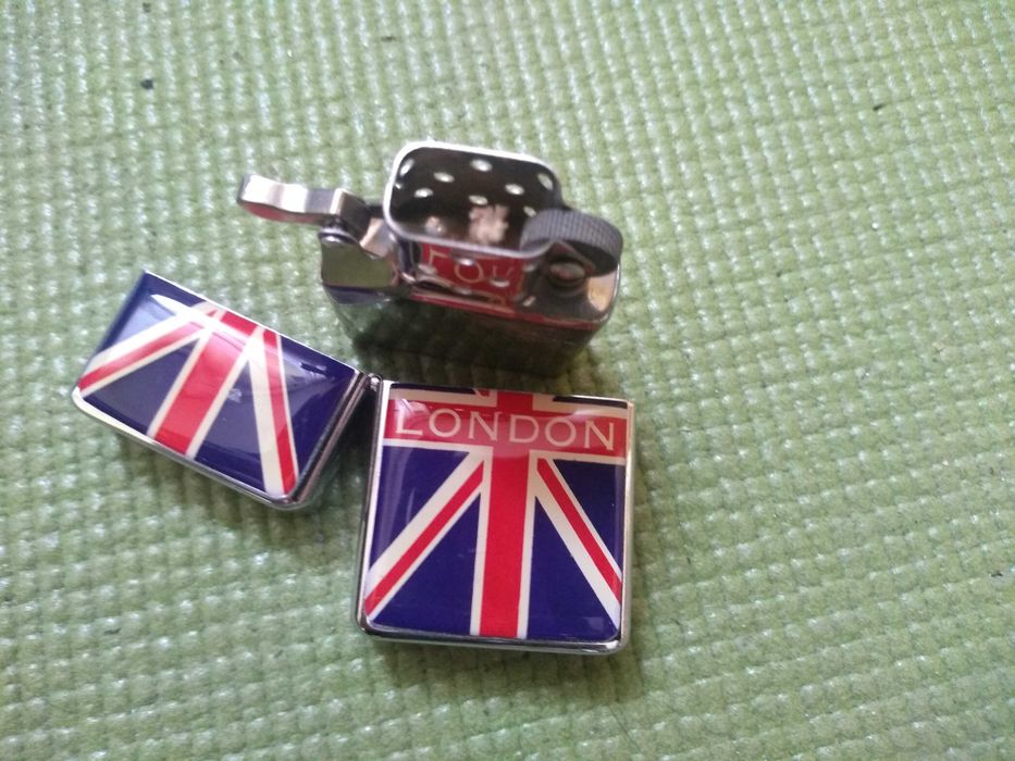 Zapalniczka benzynowa w stylu Zippo