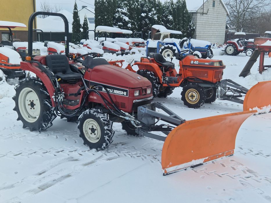 Traktorek japoński Mitsubishi MT165 16 KM rewers pług do śniegu
