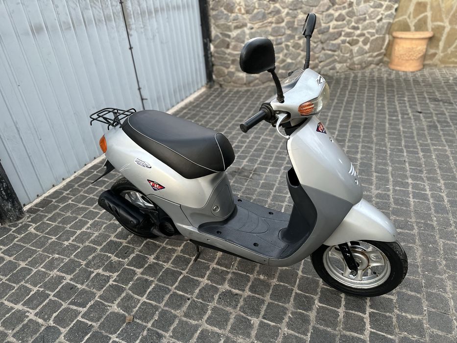 Honda Dio Fit з доками на модних номерах скутер мопед