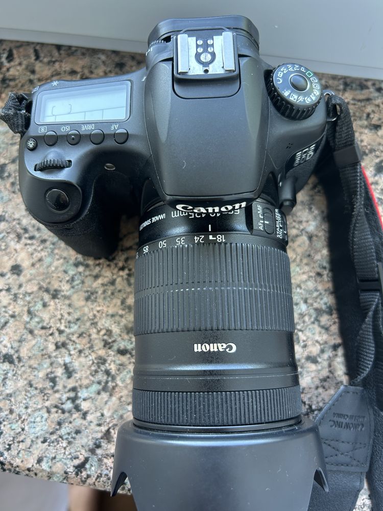 Фотоапарат Canon EOS 60 D