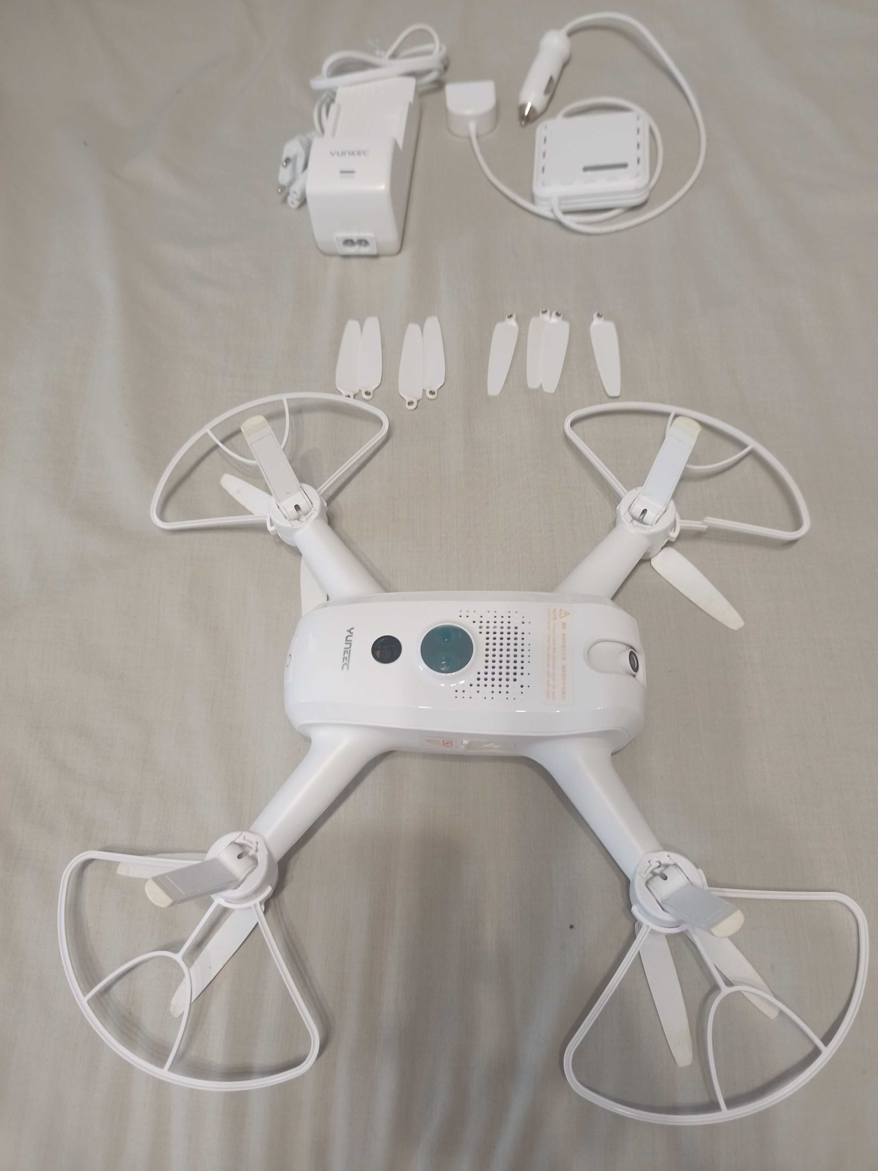 Dron BREEZE 4K + Akcesoria (2szt aku, ładowarka 230V i 12V + śmigła)