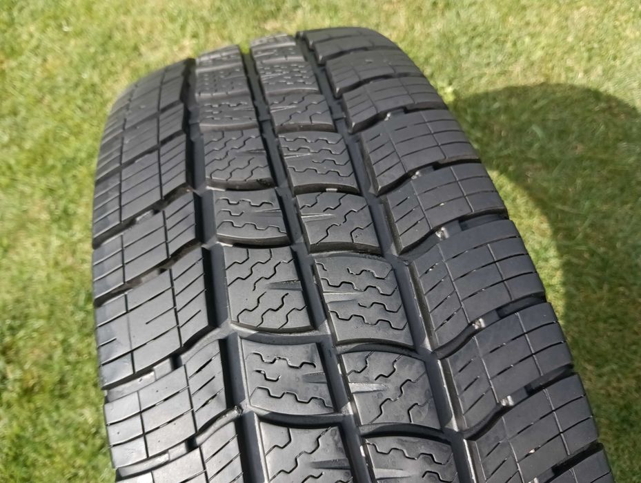 opona 215/60/17C Vredestein Comtrac 2 All Season + 1 sztuka 9mm 2022