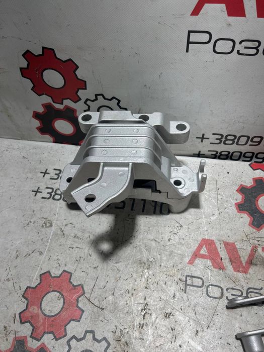 Chevrolet volt 1 подушка двигателя, двигуна ,коробки