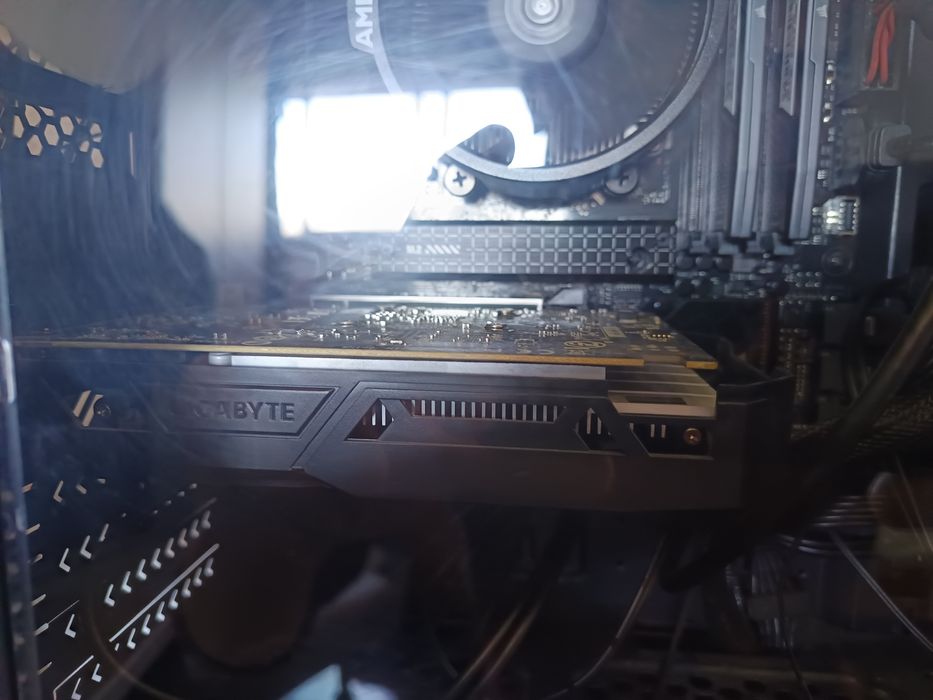 Gigabyte GTX1050 TI 4GB
