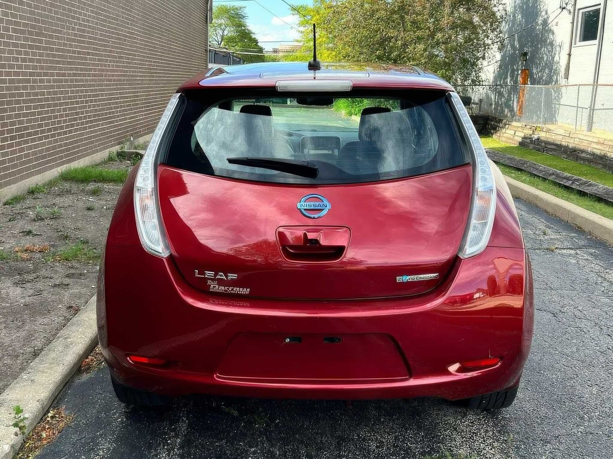 2015 Nissan LEAF SL