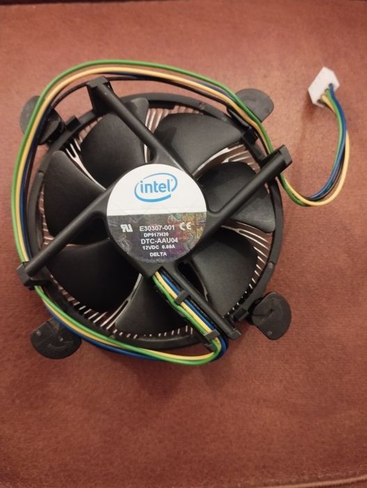 Processador Intel Pentium D940 com cooler