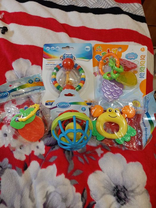 Игрушки новые (за все  5шт)
