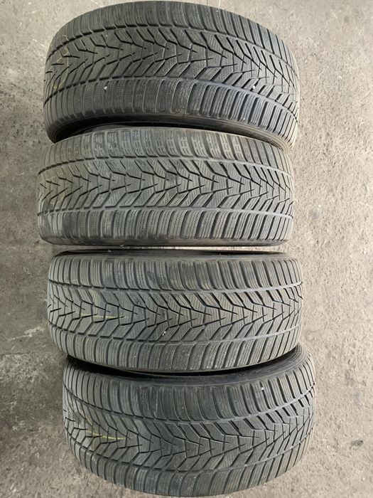 Hankook winter icept evo 3 255 45 r20 23рік