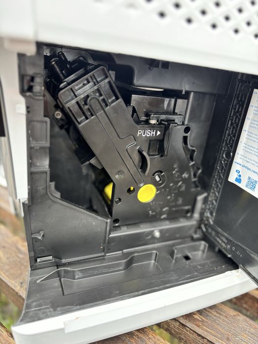 Кавомашина PHILIPS Series 1200 Зернова Капучинатор Кофемашина