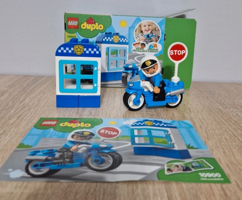 Dwa zestawy Lego Duplo 10902 Posterunek policji 10900 Motocykl policyj