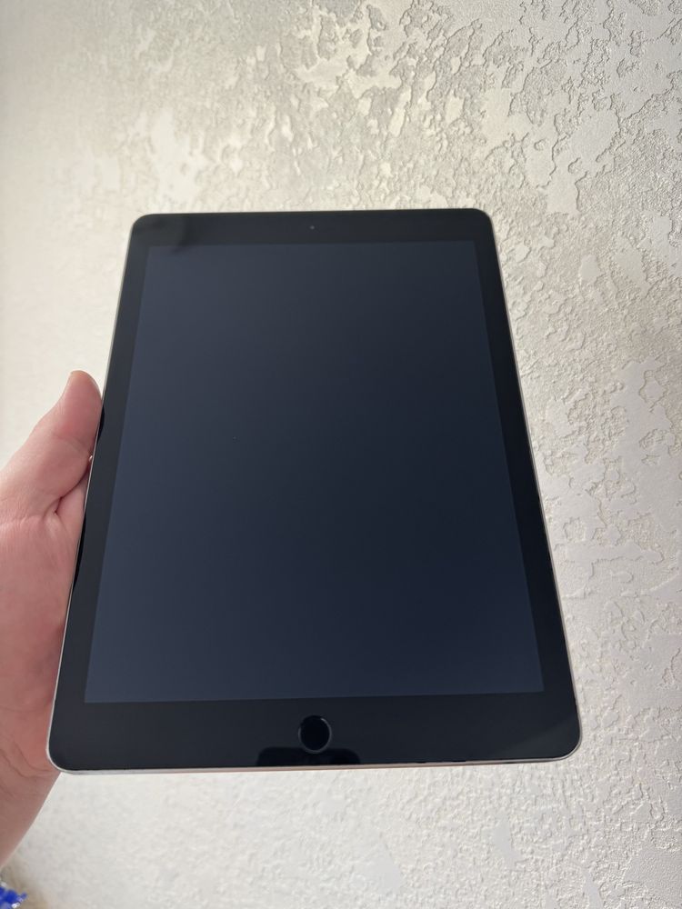 iPad Air 2 64Gb WiFi Black A1566