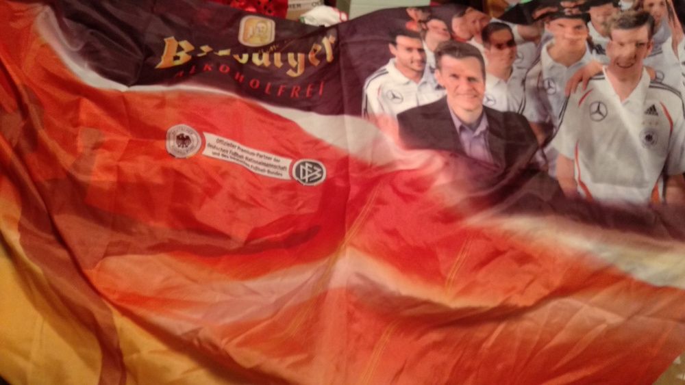 ФЛАГ футбольный германия deutscher fussball bund bitburger 79 на 1.24