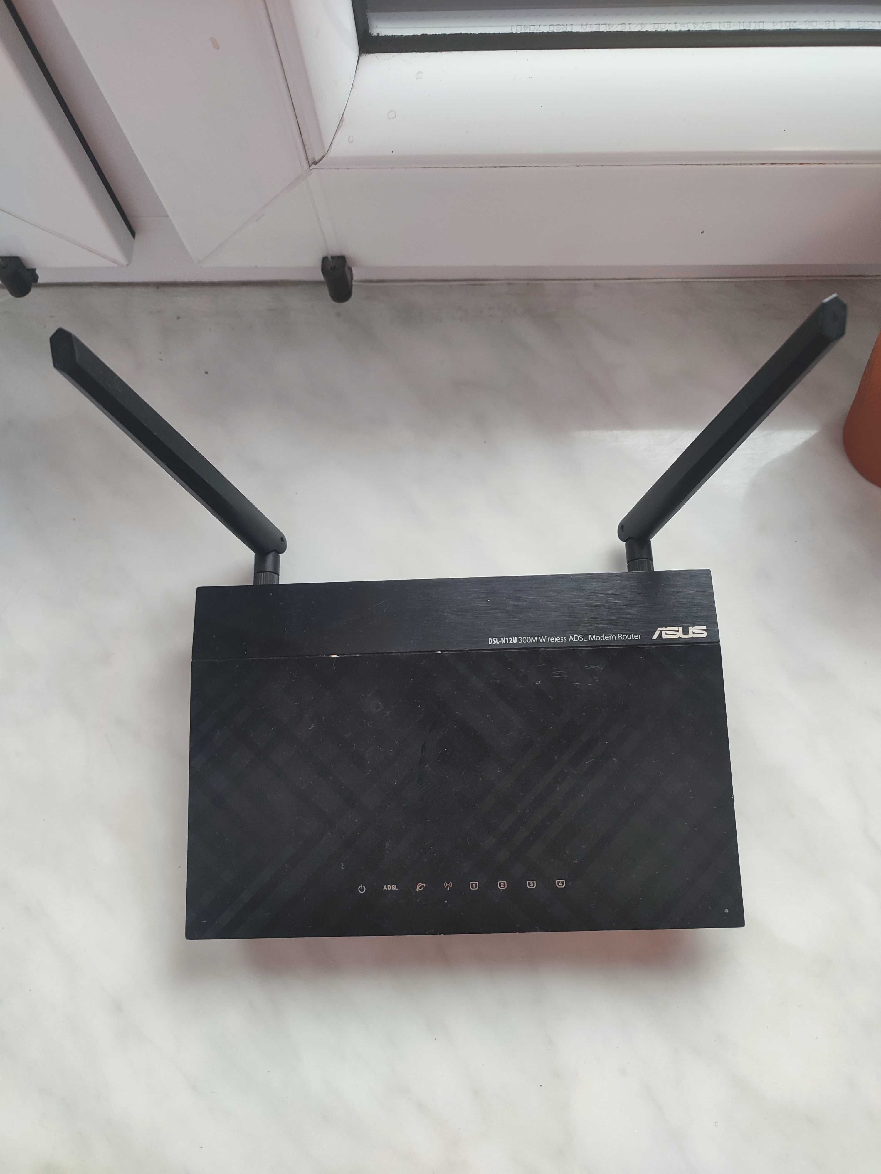 Router Wi-Fi używany ASUS DSL-N12U