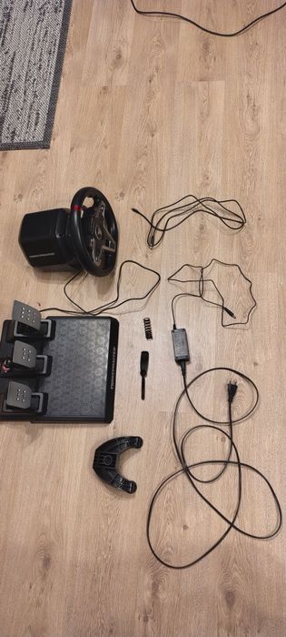 Kierownica Thrustmaster T248 PC/PlayStation Praktycznie nowa