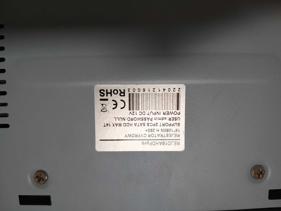 hybrydowy rejestrator na 16 kamer