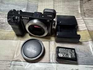 Sony Alpha NEX7 24.3MP .  HDMI & input -Mic -C/Nova - Porto