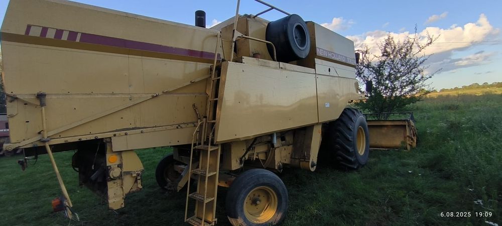 New Holland tx34