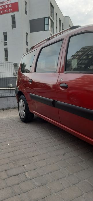 Logan MCV Логан універсал