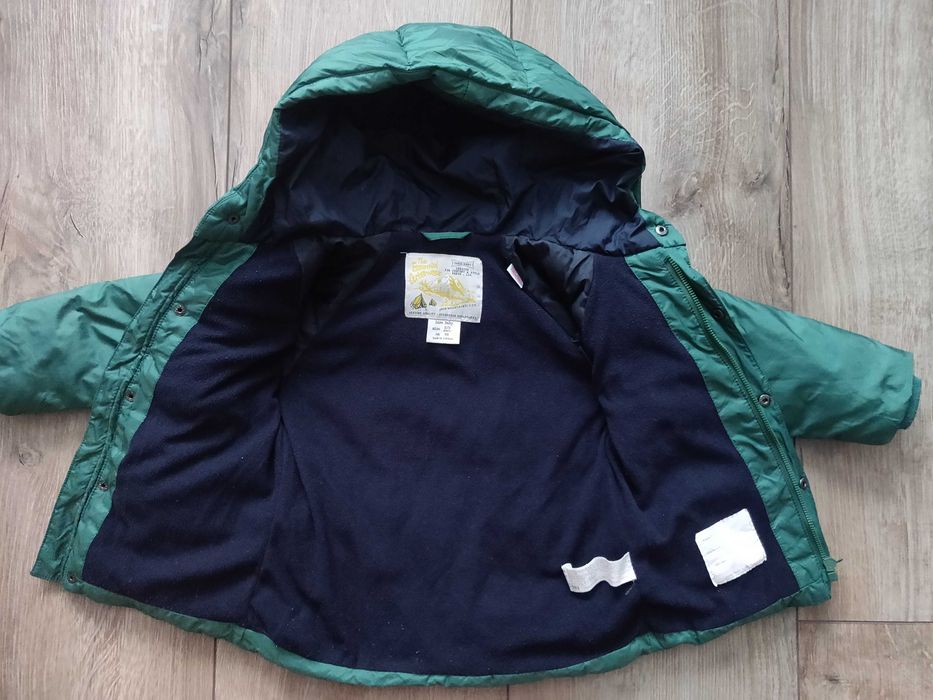 Теплая куртка Zara Baby 98 см. 2-3 г. с капюшоном, зеленого цвета.