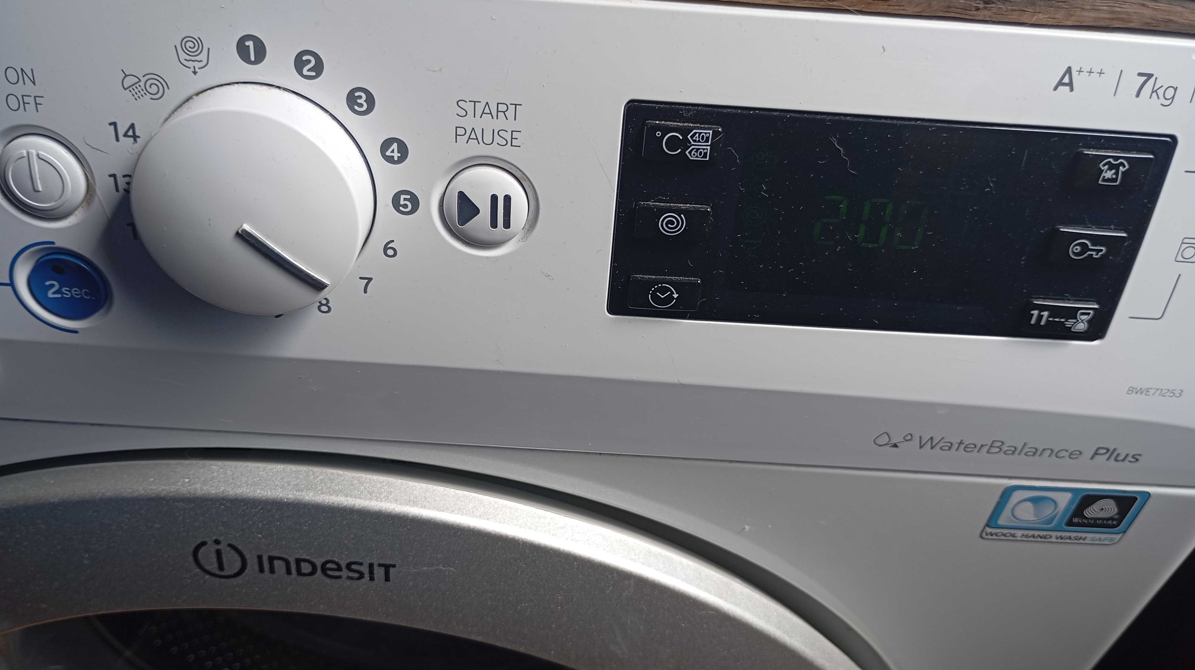 Maquina de Lavar Roupa Indesit 50€