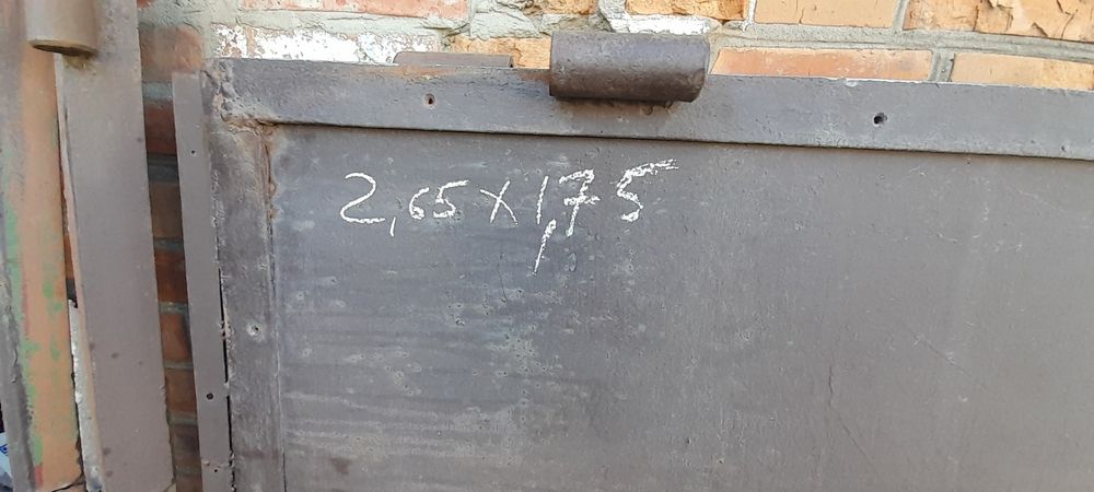 Ворота металлические 2.65 х 1.75