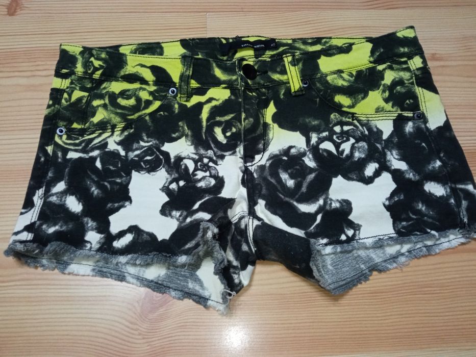 Szorty spodenki damskie Tally Weijl rozm L