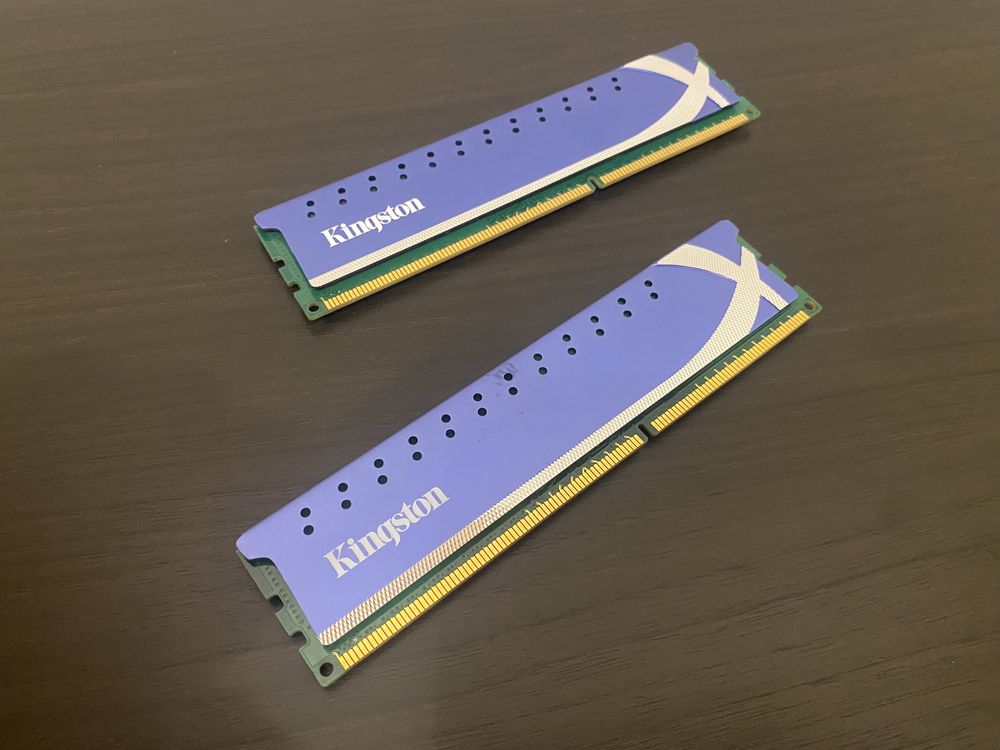 Pamięć RAM DDR3 HyperX (2x8GB)
