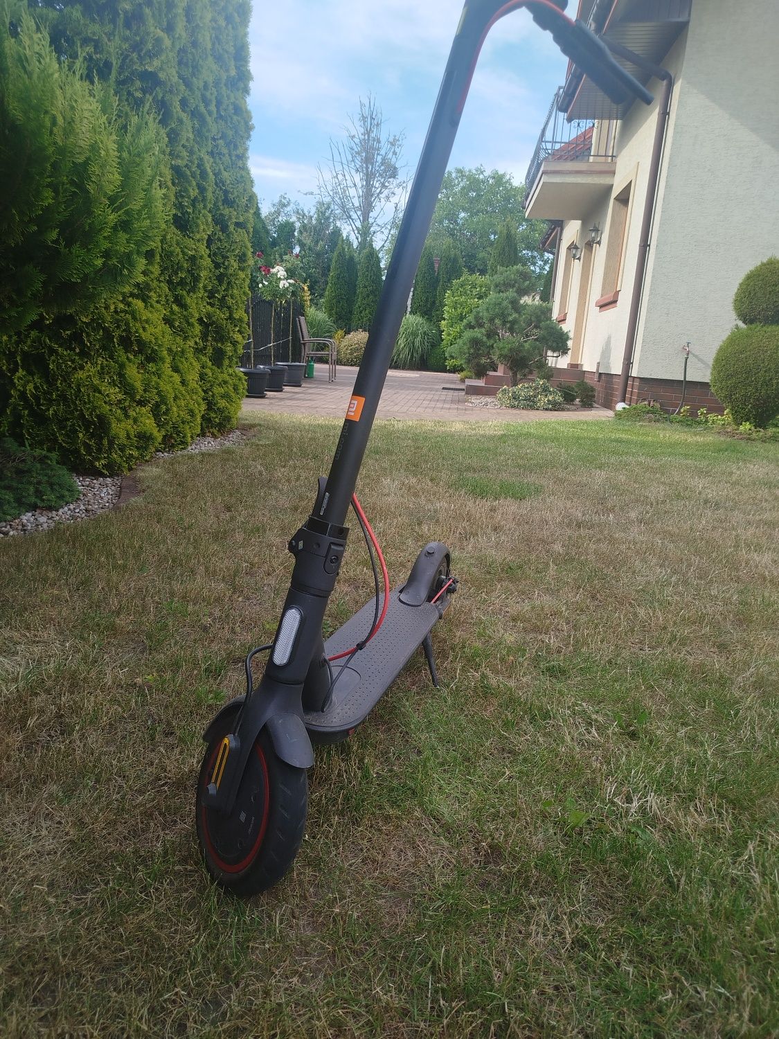 Sprzedam hulajnogę elektryczną Xiaomi Mi Electric Scooter Pro 2